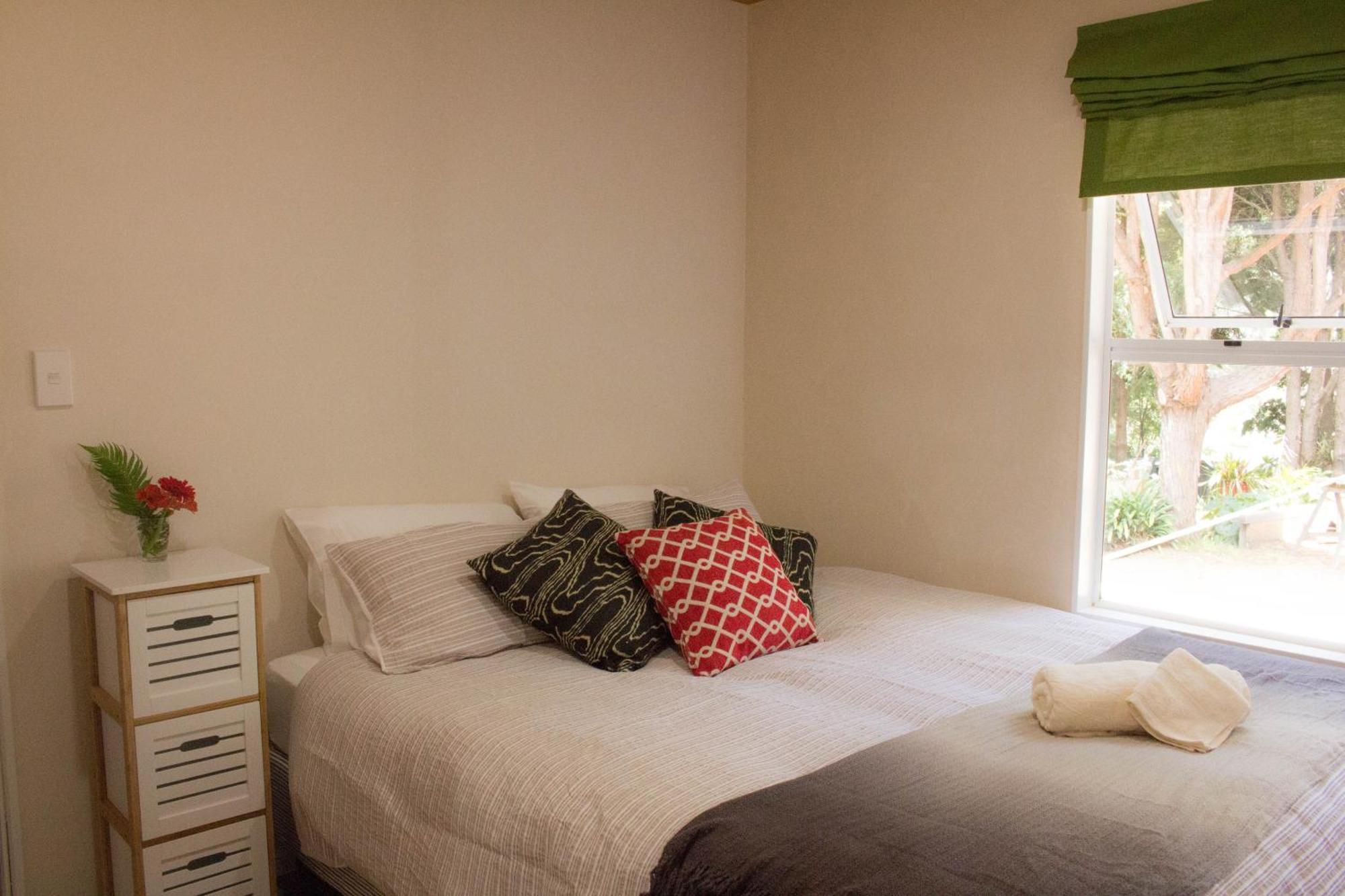 Wai-Knot Accommodation Onetangi Room photo