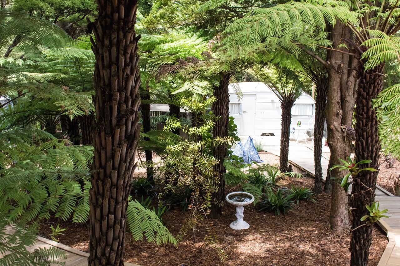Wai-Knot Accommodation Onetangi Exterior photo